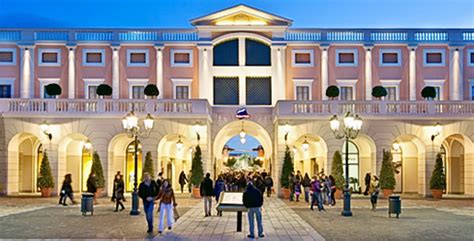 outlet la reggia marcianise prada|la reggia outlet.